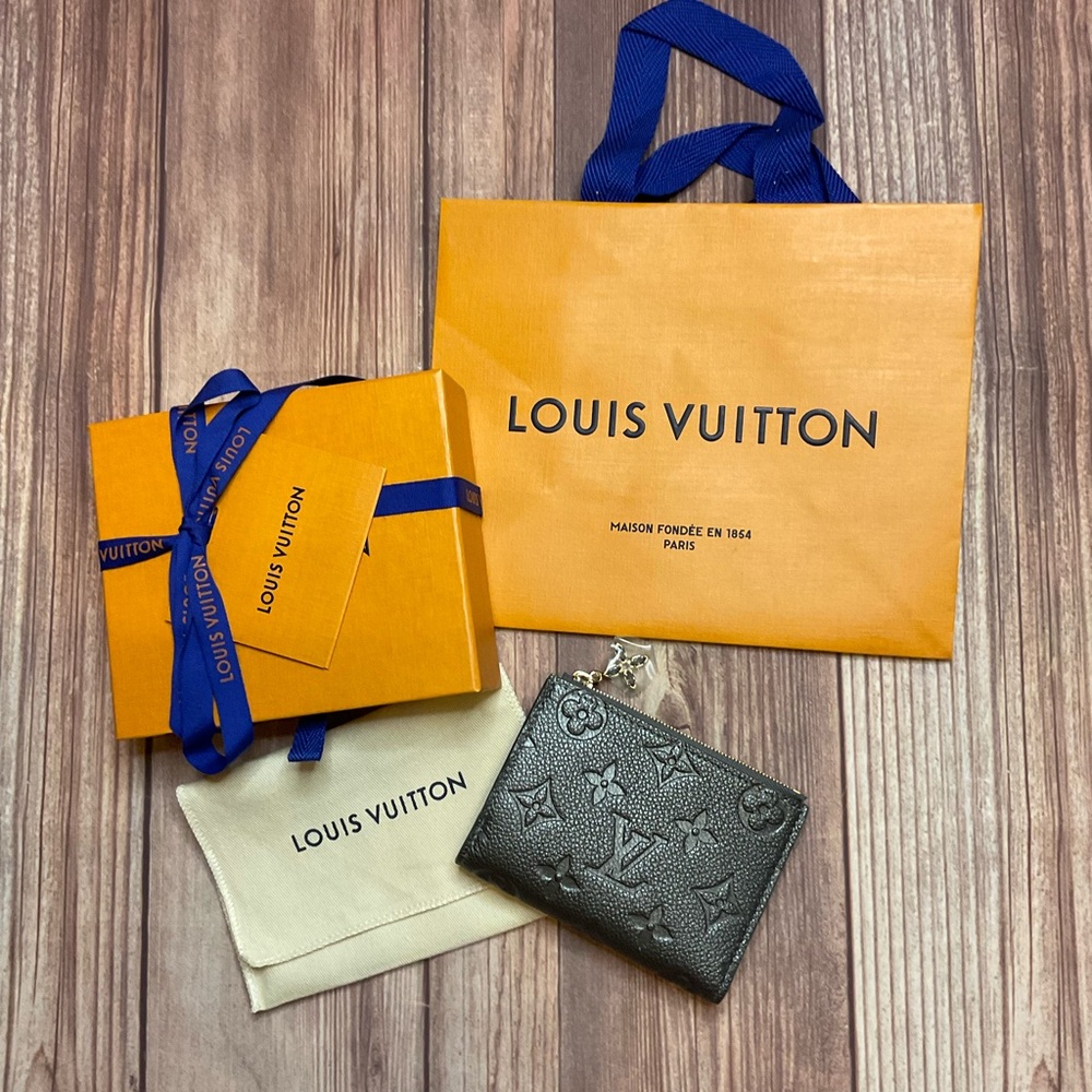 NWT Louis Vuitton Limited Edition Monogram Empreinte Lisa Wallet in Gun Metal